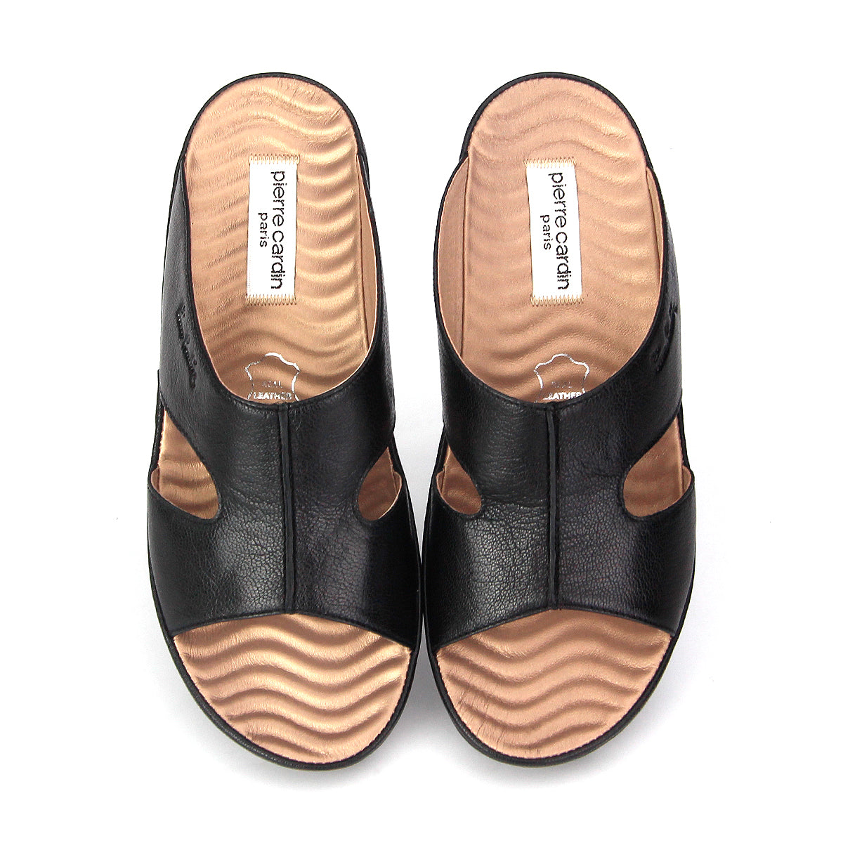Pierre Cardin รองเท้าแตะผู้หญิง หนังแท้ นุ่มสบาย ทรงสวม/มีหู สี น้ำตาลอ่อน รุ่น 21SS244