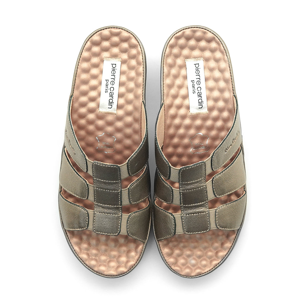 Pierre Cardin รองเท้าแตะหนังแท้ ทรงสวม สีแดงเบอร์รี่ ไซส์ 36–42 รุ่น 21SS245
