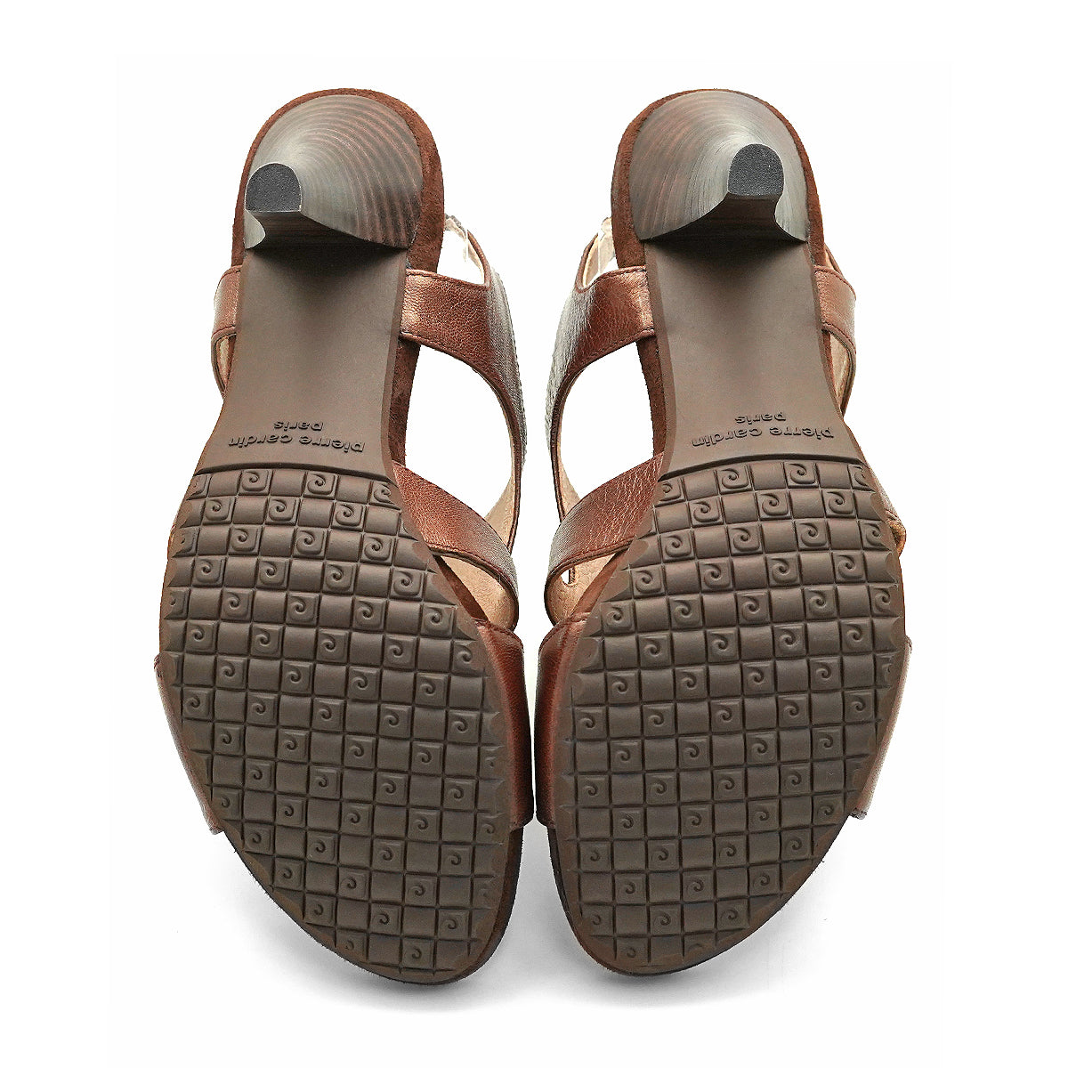 Pierre Cardin รองเท้าผู้หญิง รองเท้าส้นสูง นุ่มสบาย ผลิตจากหนังแท้ สีบรอนซ์ทอง รุ่น 21SS256