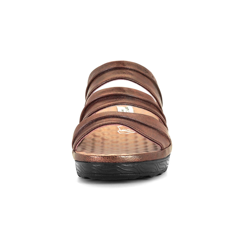 Pierre Cardin รองเท้าผู้หญิง รองเท้าแตะ รองเท้าแตะส้นแบน นุ่มสบาย ผลิตจากหนังแท้ สีน้ำตาล รุ่น22SS254