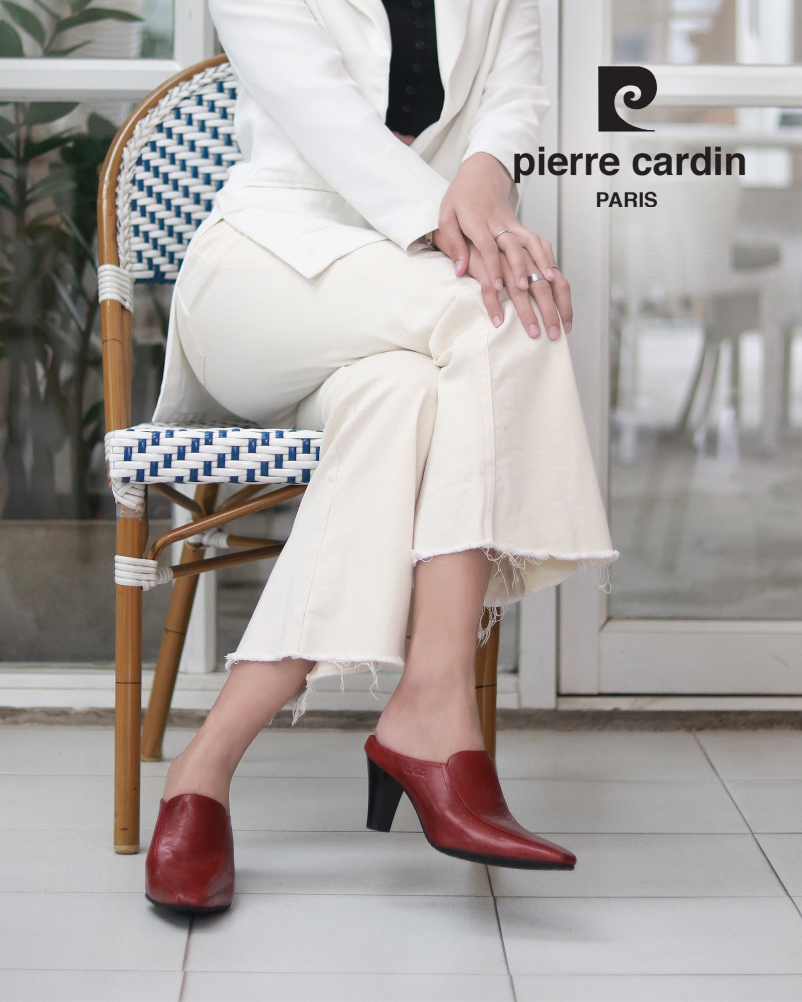 Pierre Cardin มิวส์ส้นสูงสีแดง รุ่น 23SC302