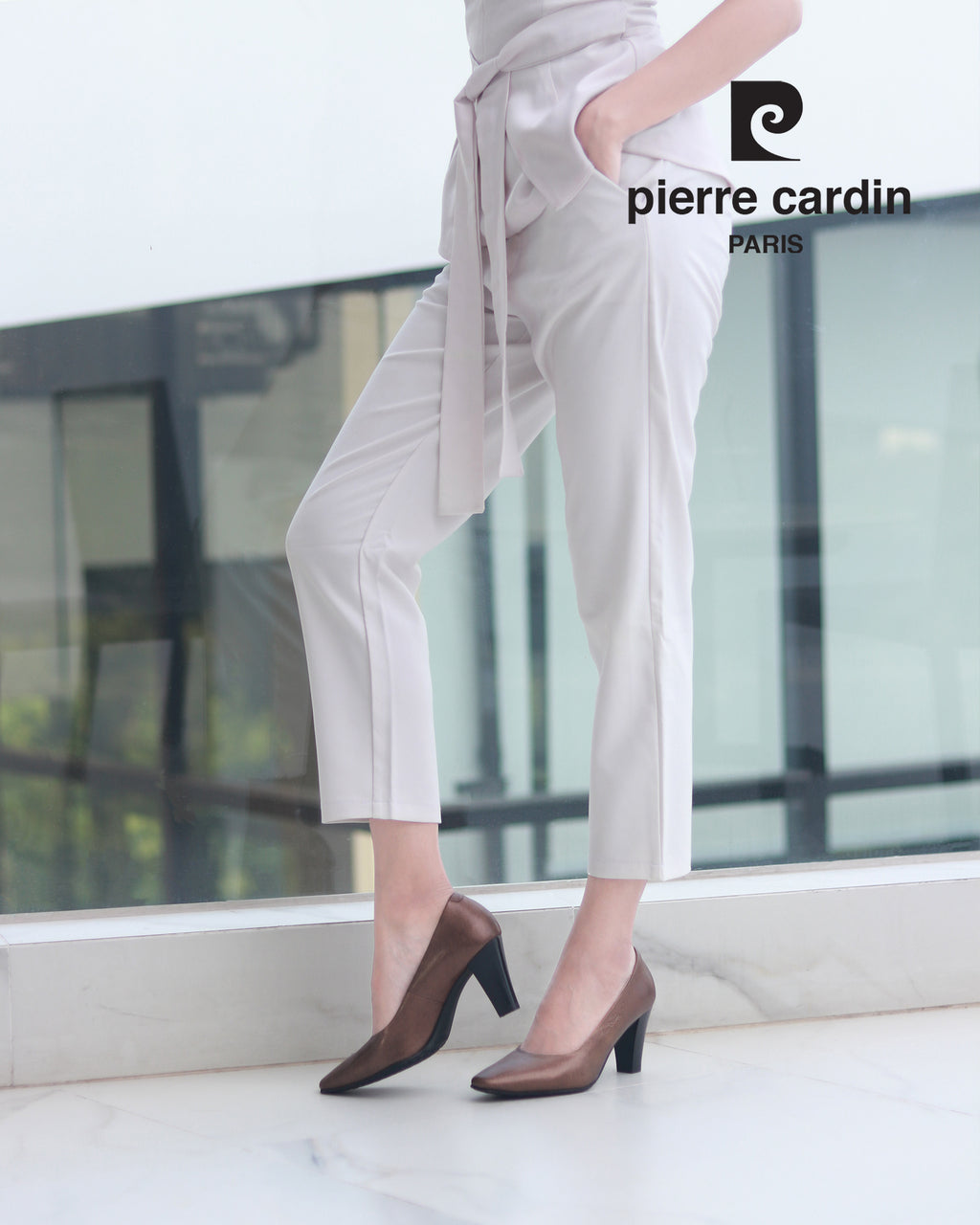 Pierre Cardin รองเท้าผู้หญิง รองเท้าส้นสูง รองเท้าส้นสูงทรง Pump นุ่มสบาย ผลิตจากหนังแท้ สีบรอนซ์ทอง ไซส์ 23WD314