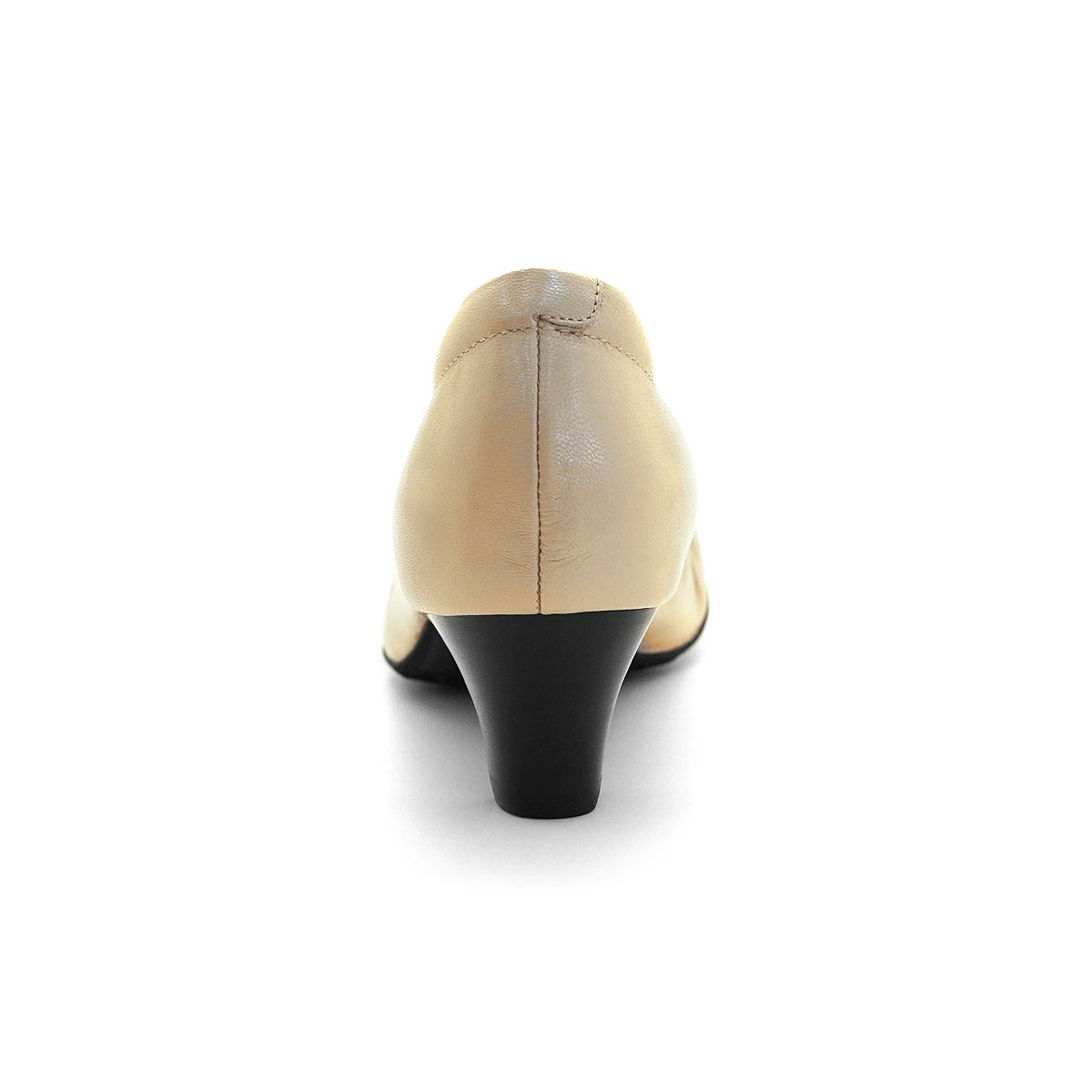 Pierre Cardin รองเท้าผู้หญิง รองเท้าส้นสูง รองเท้าส้นสูงทรง Pump นุ่มสบาย ผลิตจากหนังแท้ สีดำเงา รุ่น 24SD323