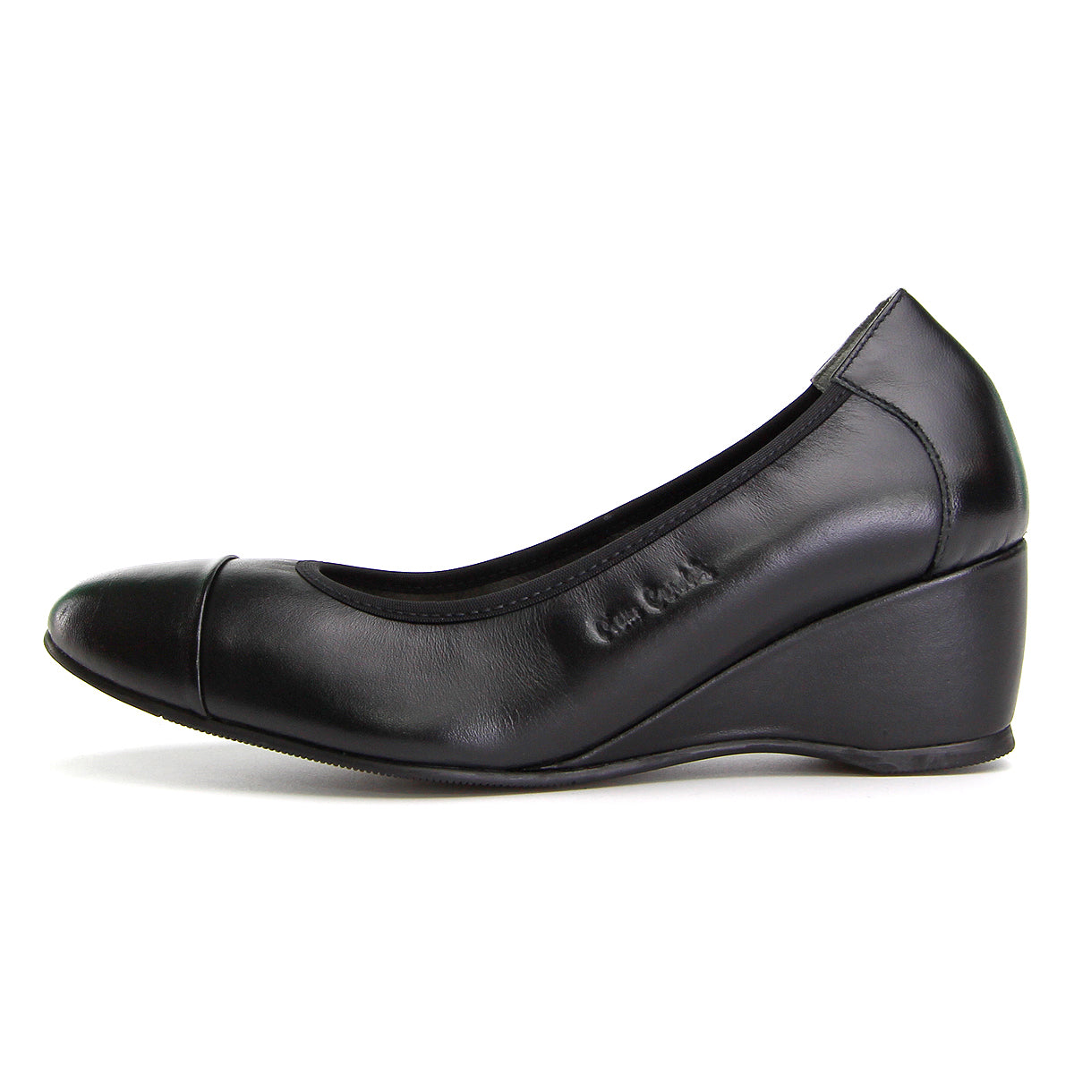 Pierre Cardin รองเท้าผู้หญิง รองเท้าส้นสูง นุ่มสบาย ผลิตจากหนังแท้ สีดำ รุ่น 27WC448