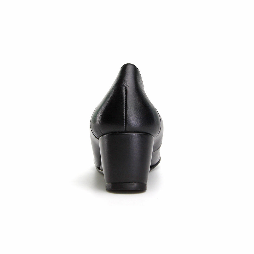 Pierre Cardin รองเท้าผู้หญิง รองเท้าส้นสูง นุ่มสบาย ผลิตจากหนังแท้ สีดำ รุ่น 27WC448