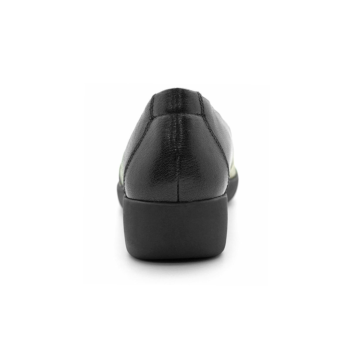 Pierre Cardin รองเท้าผู้คัทชูหญิง ส้นแบน นุ่มสบาย ผลิตจากหนังแท้ สีดำ รุ่น 27WC455