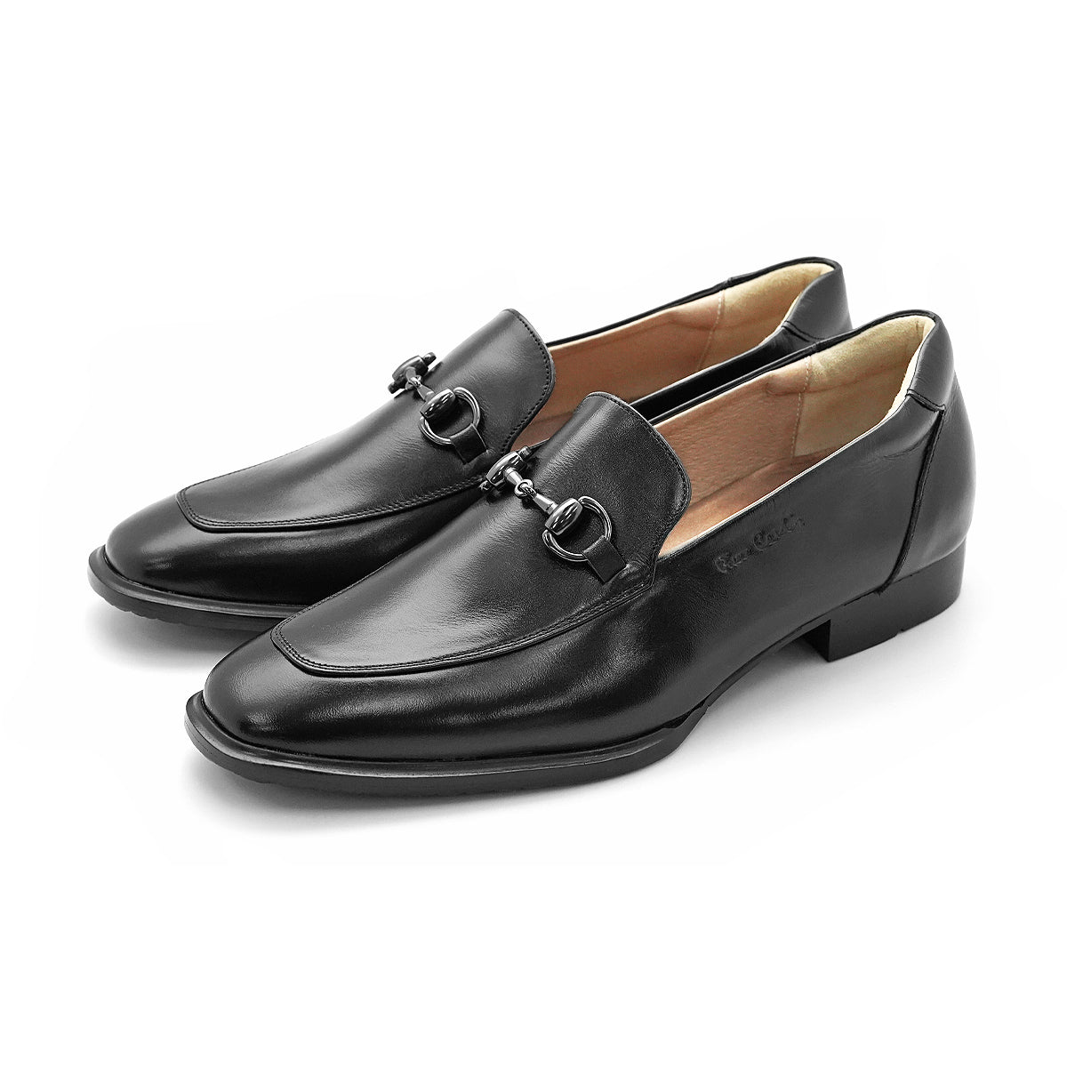 Pierre Cardin รองเท้าคัทชูผู้หญิง ส้นแบน ผลิตจากหนังแท้ สีดำ รุ่น 30TC113