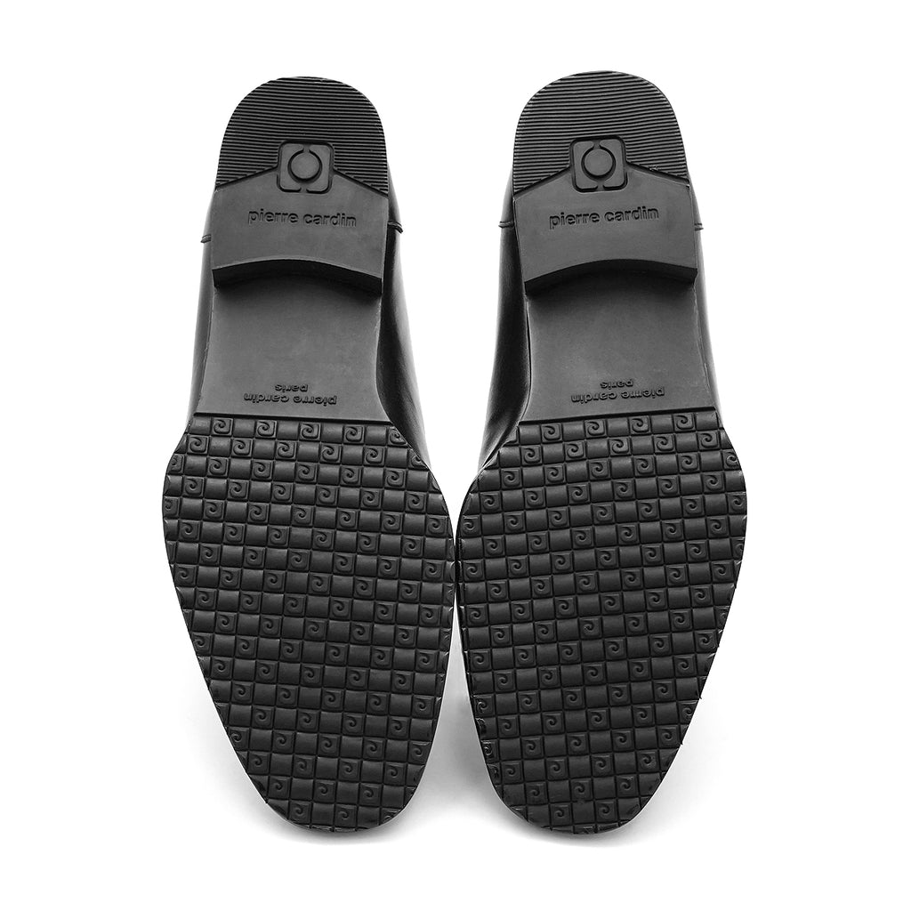 Pierre Cardin รองเท้าคัทชูผู้หญิง ส้นแบน ผลิตจากหนังแท้ สีดำ รุ่น 30TC113