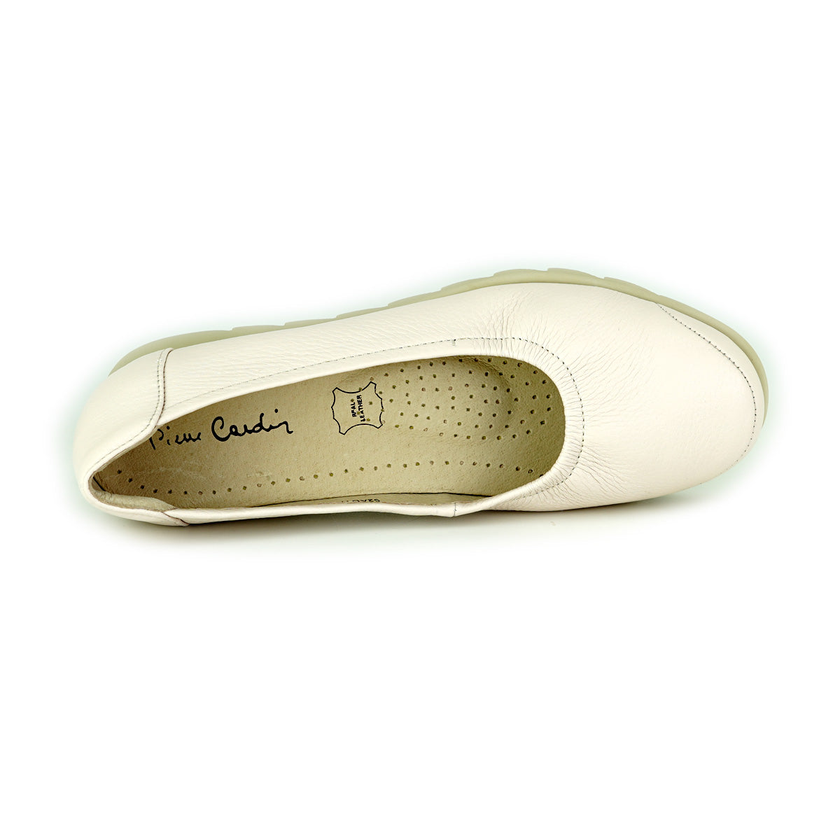Pierre Cardin รองเท้าคัทชูผู้หญิง ส้นแบน นุ่มสบาย ผลิตจากหนังแท้ สีเบจ รุ่น 52AD170