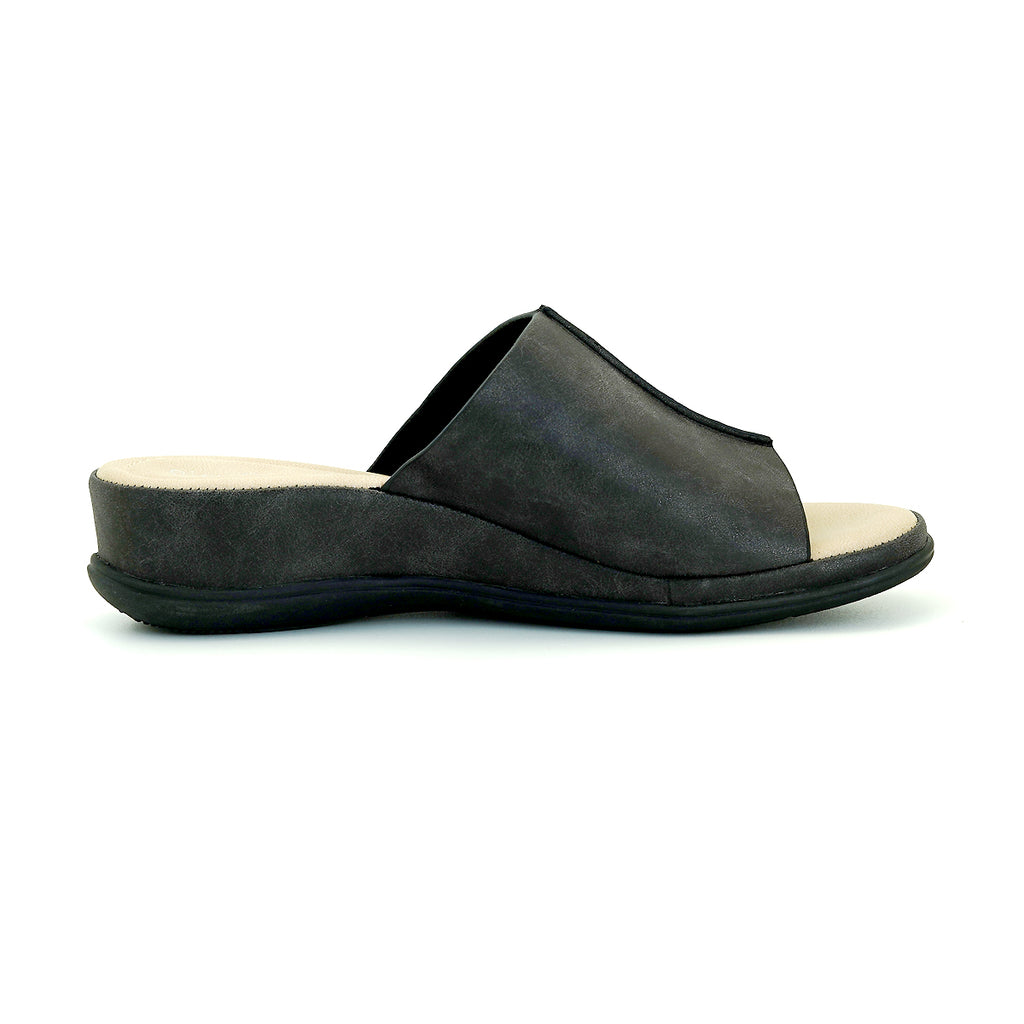 Pierre Cardin รองเท้าผู้หญิง รองเท้าแตะ รองเท้าแตะเพื่อสุขภาพ นุ่มสบาย ผลิตจากหนังแท้ สีฟ้า รุ่น 53BS150