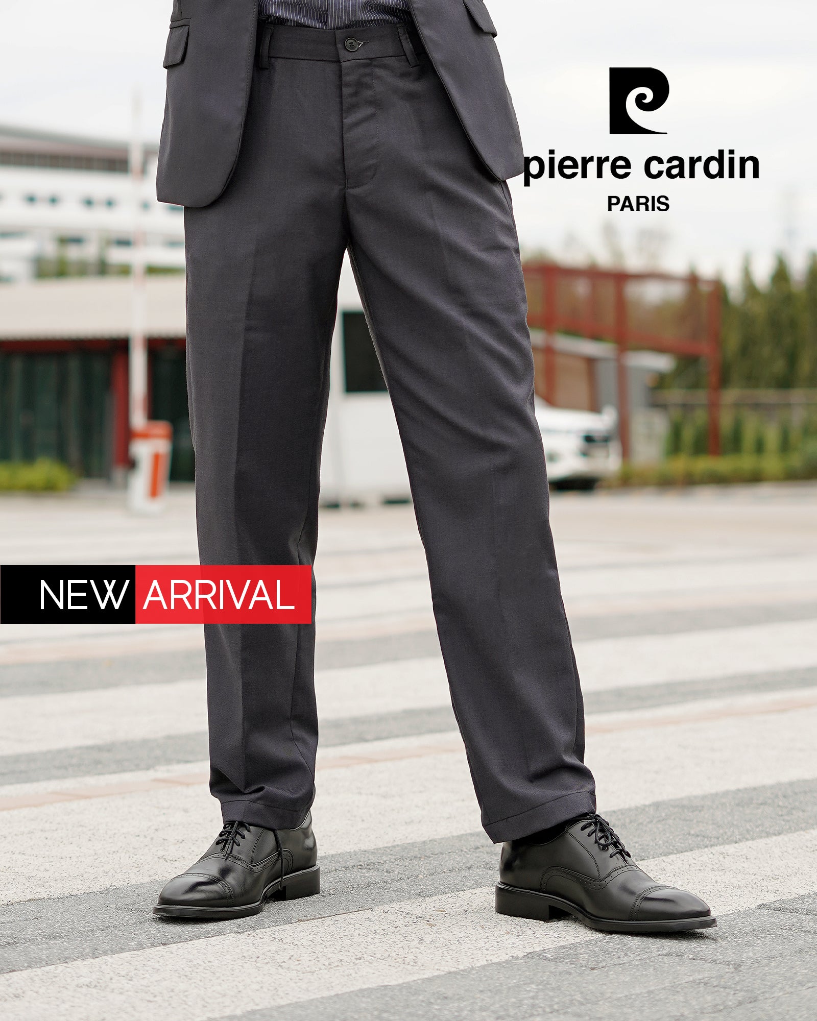 Pierre Cardin รองเท้าผู้ชาย รองเท้าหนังแบบผูกเชือก นุ่มสบาย ผลิตจากหนังแท้สีดำ รุ่น 80TD122
