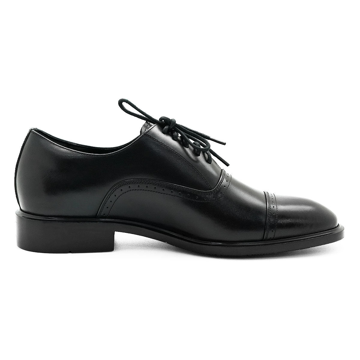 Pierre Cardin รองเท้าผู้ชาย รองเท้าหนังแบบผูกเชือก นุ่มสบาย ผลิตจากหนังแท้สีดำ รุ่น 80TD122