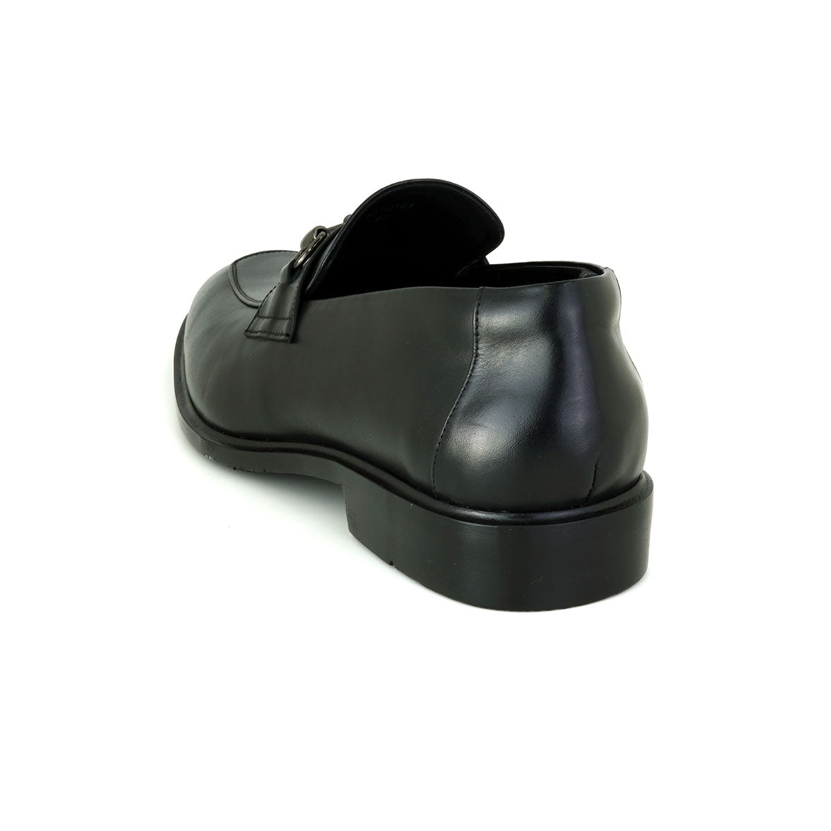 Pierre Cardin รองเท้าผู้ชาย รองเท้าโลฟเฟอร์และรองเท้าแบบสวม, นุ่มสบาย ผลิตจากหนังแท้ สีดำ รุ่น 83TD161