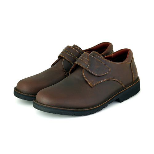 Pierre Cardin รองเท้าผู้ชาย รุ่น 84JC177 รองเท้าบูทหนังแบบสวมข้อสั้น ดีไซน์เรียบเท่ คลาสสิก ใส่ง่ายไม่ต้อง